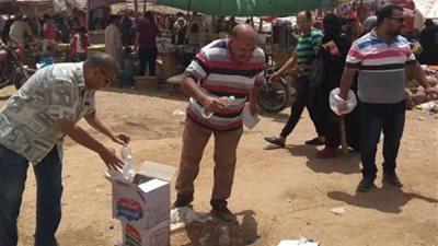 صحة الشرقية: إعدام 635 كيلو أغذية و 150 لتر بوظة بالعاشر من رمضان