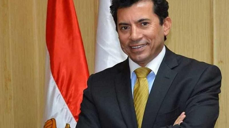 وزير الشباب والرياضة