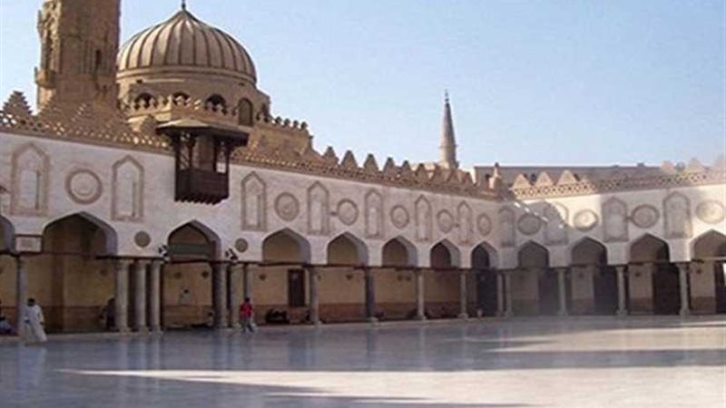 الأزهر الشريف يشيد