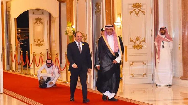 الرئيس السيسي يصل