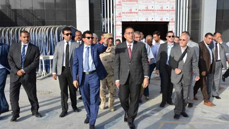 رئيس الوزراء يطمئن