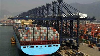 تداول 476 شاحنة بضائع عامة بموانئ البحر الأحمر