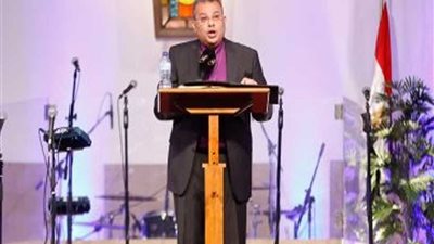 رئيس الطائفة الإنجيلية يهنئ الرئيس السيسي والشعب المصري بحلول عيد الفطر 