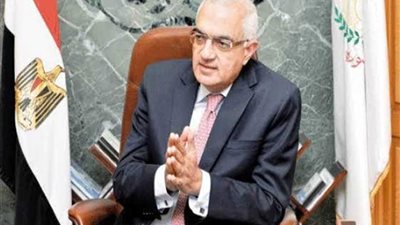 رئيس جامعة المنصورة لصاحبة واقعة 