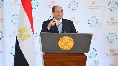 الرئيس السيسي يدعو الطلبة وأولياء الأمور إلى الثقة في جهود الدولة لتطوير التعليم