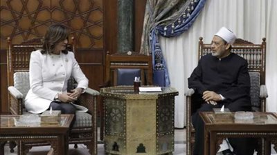 الإمام الأكبر: 