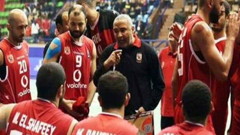 الأهلى يتعاقد مع