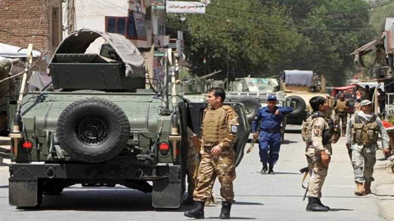 مقتل 100 مسلح من