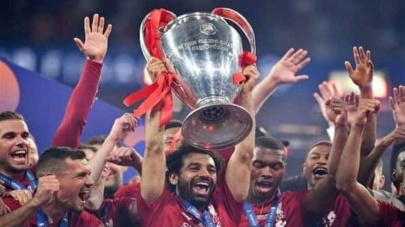 «صلاح» يكسر صيامه