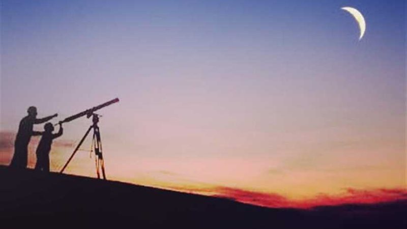 رئيس معهد الفلك يكشف