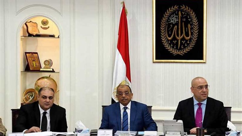 وزيرا الإسكان والتنمية