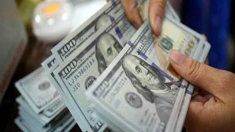 تراجع ملحوظ للدولار