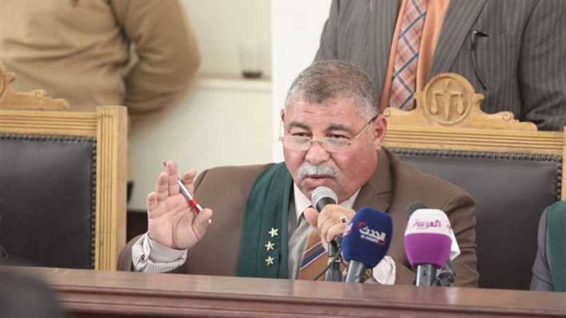 تأجيل إعادة محاكمة