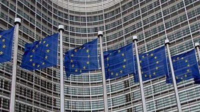 المفوضية الأوروبية توصي باتخاذ إجراء قانوني ضد إيطاليا بشأن الديون