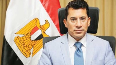 وزير الرياضة يهنئ هداية ملاك لحصولها على برونزية الجائزة الكبرى للتايكوندو