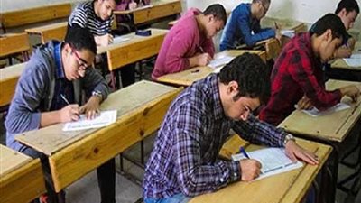32 ألف طالب يؤدون امتحان اللغة العربية فى 100 لجنة بالبحيرة
