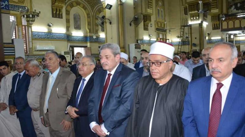 قيادات الدقهلية يؤدون