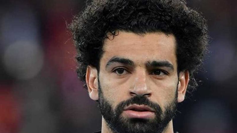 محمد صلاح يعزي ويترحم