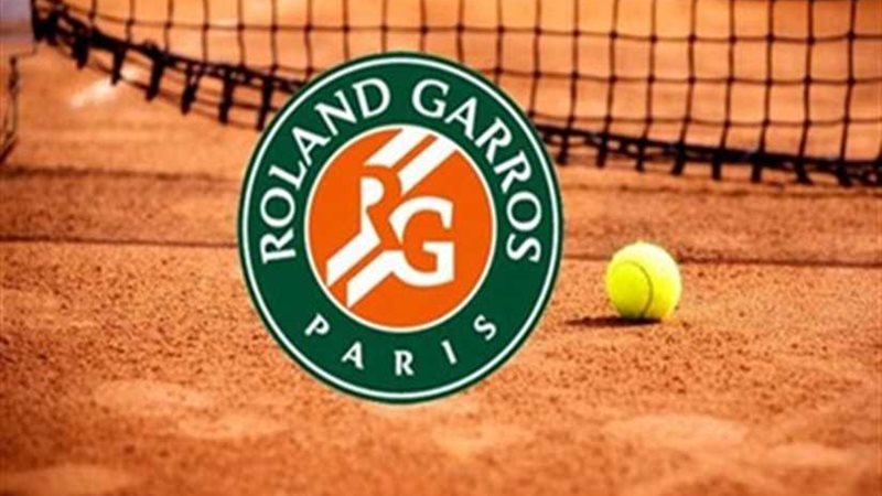 توقف مباريات بطولة