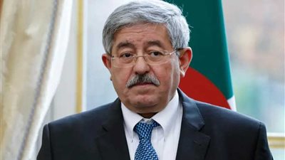 رئيس الوزراء الجزائري السابق يمثل للتحقيق أمام القضاء في قضايا فساد