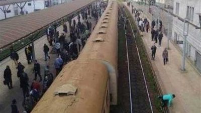 مصرع سيدة وإصابة طفليها تحت عجلات قطار بالغربية