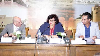 غدًا.. وزيرة الثقافة تفتتح بينالي القاهرة الـ 13 بمشاركة 52 دولة