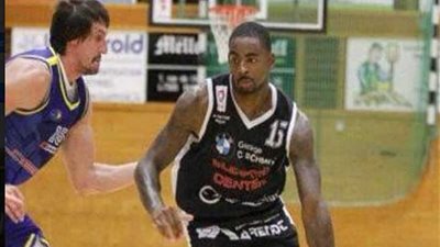 الاتصالات يجدد تعاقده مع المحترف الأمريكى