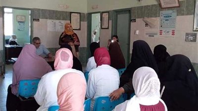 ندوة تثقيفية حول أضرار الزواج المبكر وعدم توثيق عقد الزواج
