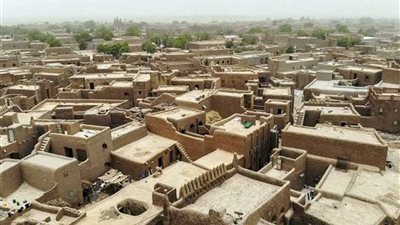 إرهابيون يقتلون 95 شخصا في قرية وسط مالي