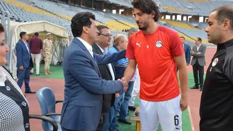 وزير الشباب والرياضة