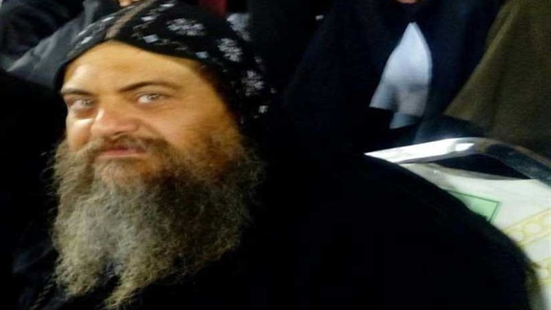 محافظ أسيوط يقدم