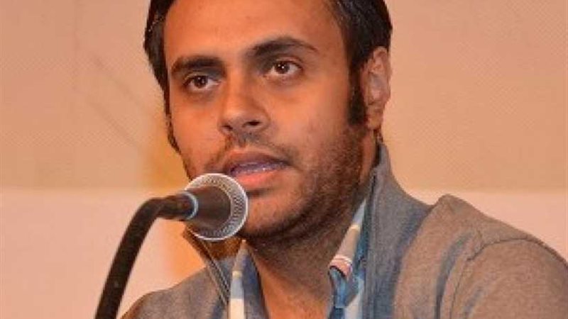 أندرو محسن مديرًا