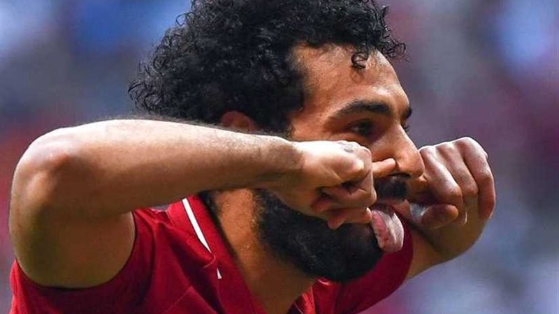 محمد صلاح يتصدر استفتاء