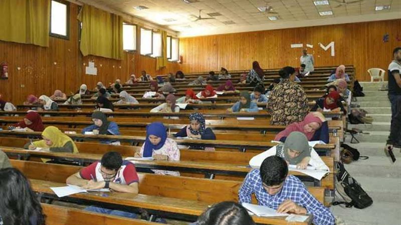 استمرار امتحانات