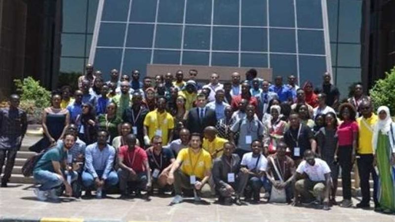 وفد من شباب أفريقيا