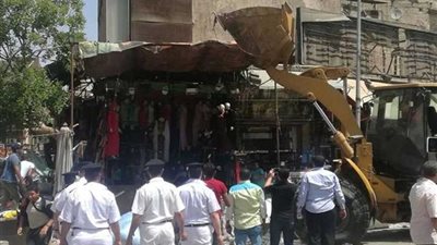 رفع وإزالة 83 مخالفة إشغال بشوارع بني مزار بالمنيا