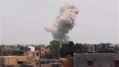 غارة جوية على الميليشيات بكلية الهندسة العسكرية بطرابلس