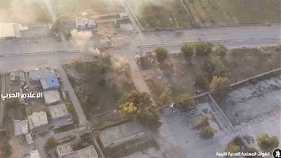 بالفيديو.. انسحاب الميليشيات من مواقعها أمام ضربات الجيش الليبي