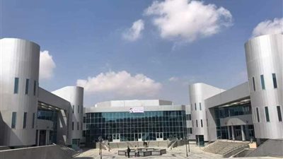 رئيس جامعة بنها: نبحث إنشاء الجامعة الأهلية بأرض العبور