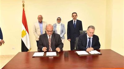 وزيرة الصحة تشهد توقيع بروتوكولات مع كليات الطب لتشغيل منشآت التأمين الصحي