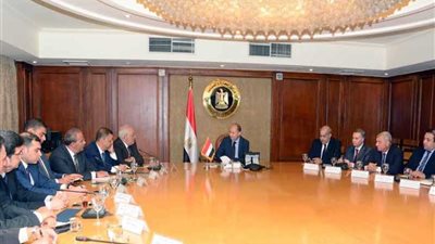 نصار يجتمع بأعضاء مجلس التجارة والصناعة بعد إعادة تشكيله