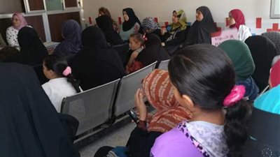 في اليوم الثاني.. قافلة طبية تفحص المئات بمدينتي العاشر ومشتول السوق بالشرقية