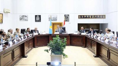 العناني يترأس اجتماع نقل المومياوات الملكية إلى متحف الحضارة بالفسطاط