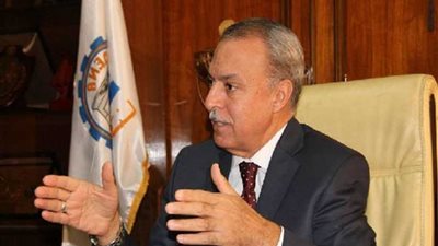 محافظ قنا يستعرض مع وفد البنك الدولي الموقف التنفيذي لمشروعات التنمية المحلية