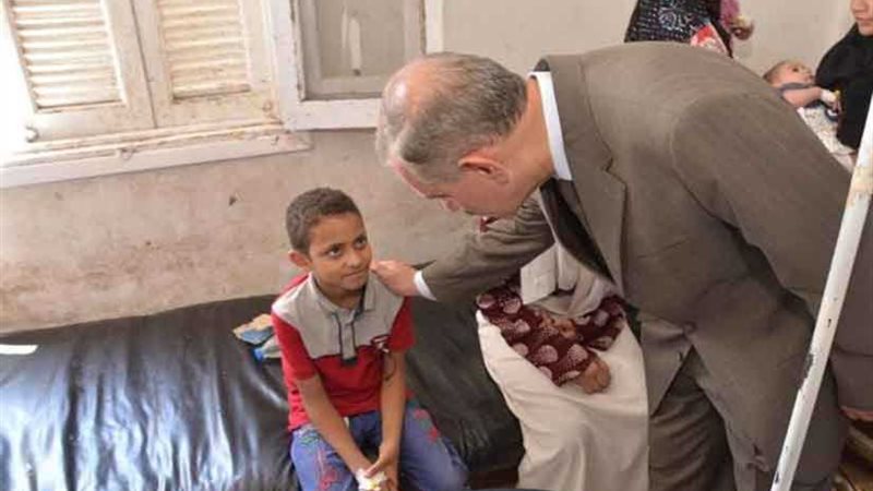 محافظ أسيوط يزور