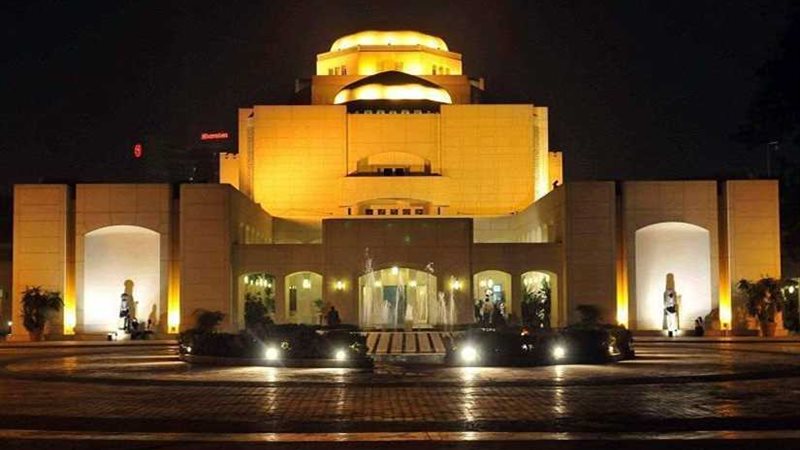 أمسية فنية على المسرح