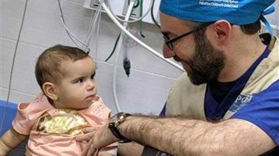 استخراج رصاصة من رأس رضيعة فلسطينية في نابلس أصيبت بها في هجوم للاحتلال الإسرائيلي