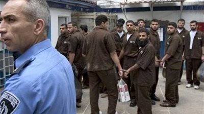 الأسرى الفلسطينيون في سجن