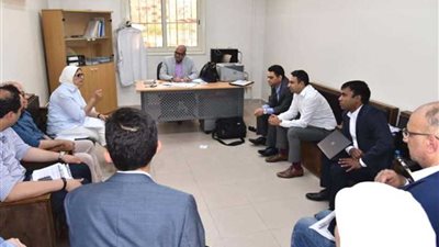 وزيرة الصحة تبحث التطبيق الأمثل لطب الأسرة بالوحدات الصحية