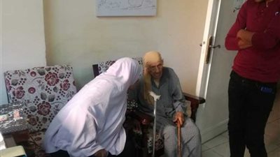 التدخل السريع يعيد مسنة طنطا إلى أسرتها